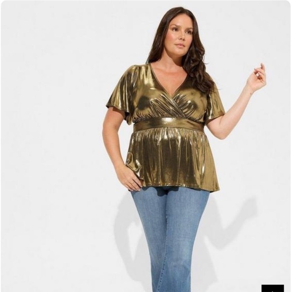 Torrid Liquid Shine Surplice Peplum short sleeve Gold Top Sz 3 3X - Picture 1 of 8